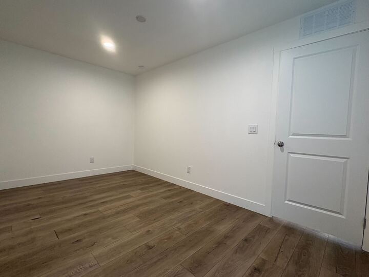 Building Photo - 2060 N Center St