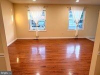 Building Photo - 10434 Calumet Grove Dr