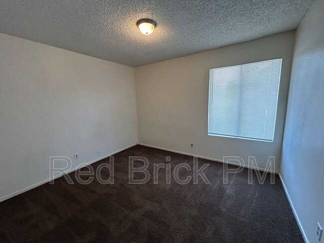 Building Photo - 1302 Frankfort Ct