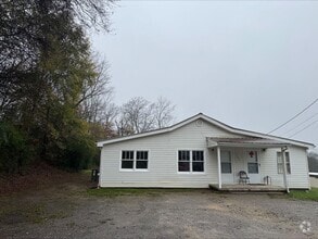 Building Photo - Welcoming 3-Bedroom 1-Bathroom home in Sod...