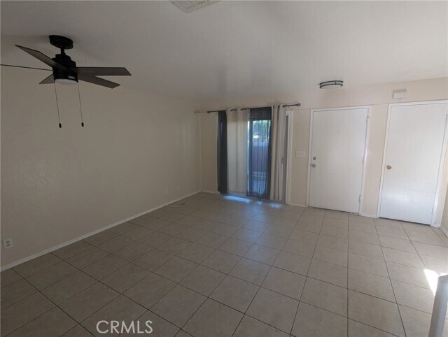 Building Photo - 1460 Kendall Dr
