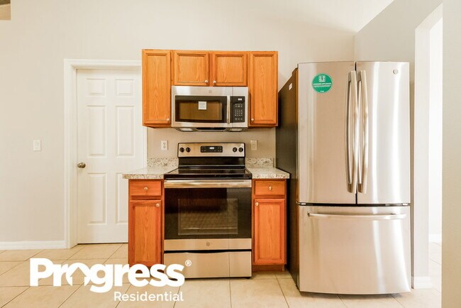 Building Photo - 1044 Cannock Dr