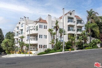 Building Photo - 15425 Antioch St