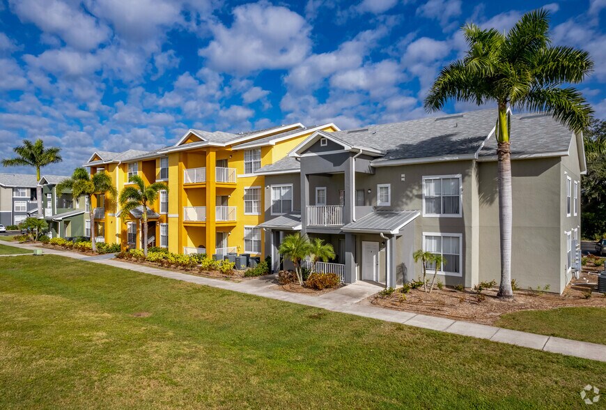 Royal Palm Terrace Apartments 5030 26th St E Bradenton FL 34203