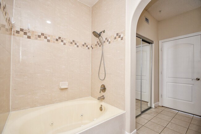 Building Photo - 2299 Lone Star Dr