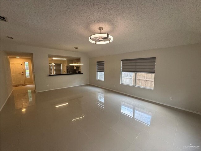 Building Photo - 13 Santa Fabiola St