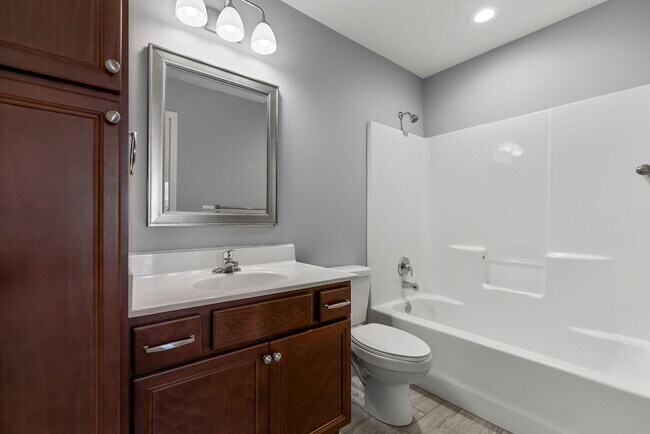 Building Photo - 1/2 OFF 1ST MONTHS RENT!!! NEW LUXURY 3 BED 2.5 BATH TOWNHOUSE!!!