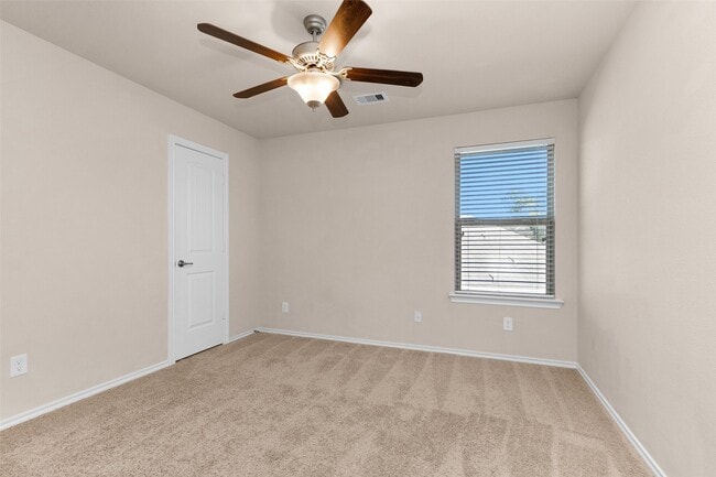 Building Photo - 1604 Hickory Burl Ln