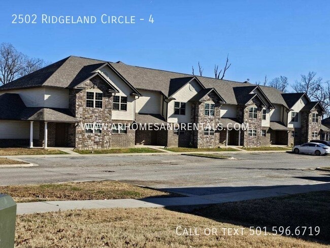 Building Photo - 2502 Ridgeland Cir