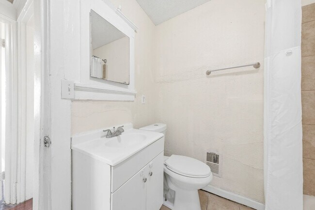 Building Photo - 3507 Ohio Ave