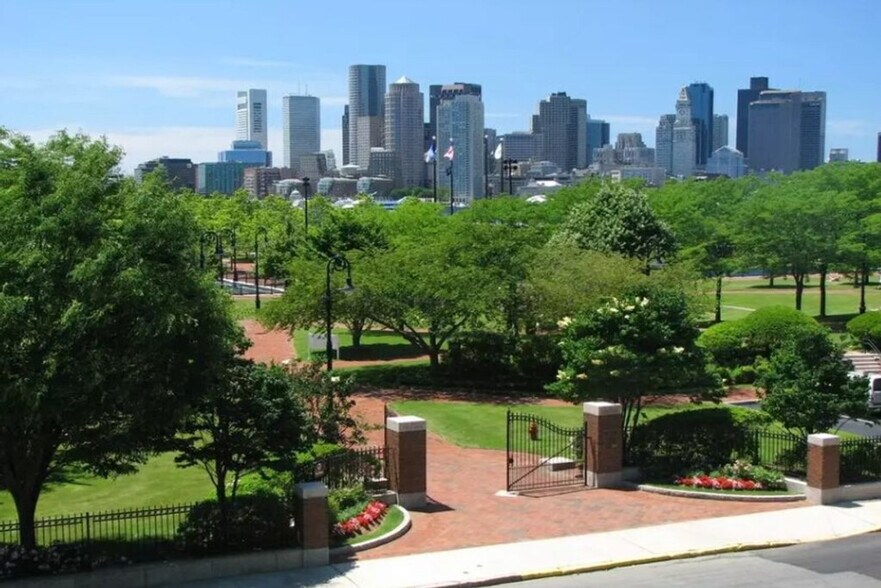 Building Photo - 155 Porter St