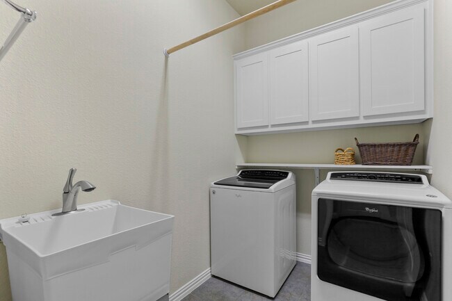 Building Photo - 11482 Misty Ridge Dr