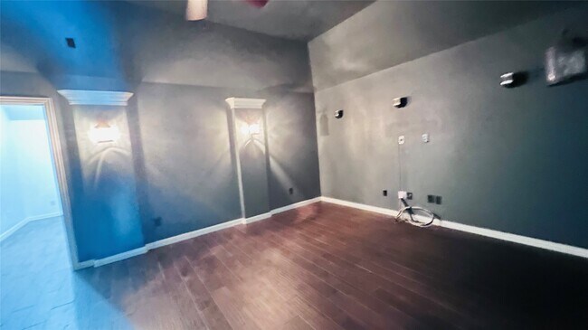 Building Photo - 9711 Dill Canyon Ln