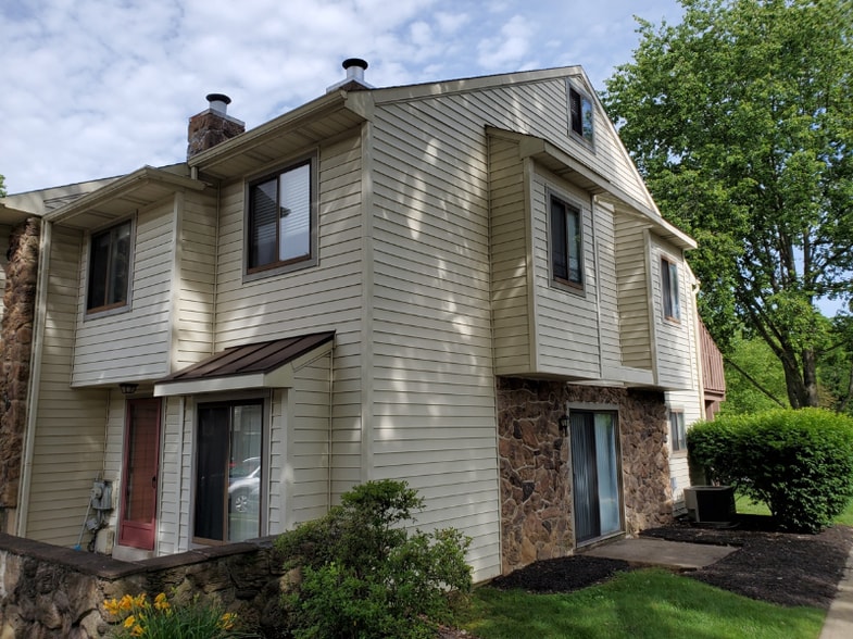 Building Photo - 53 Flintlock Ln