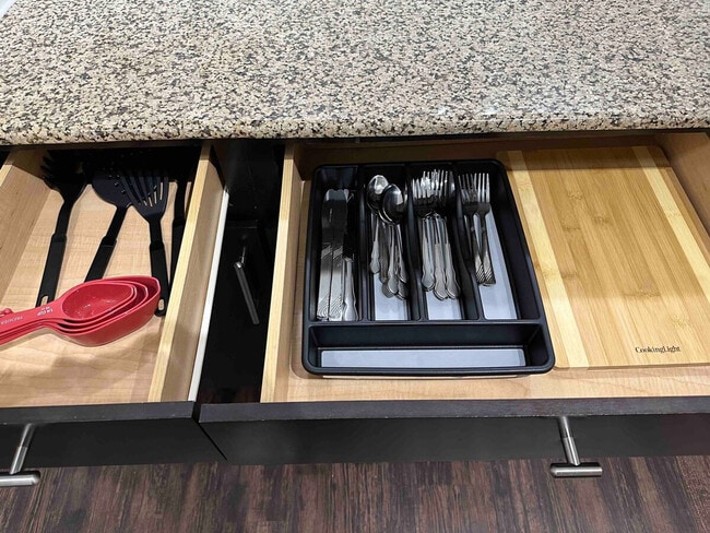 Building Photo - 800 W Sam Houston Pkwy N