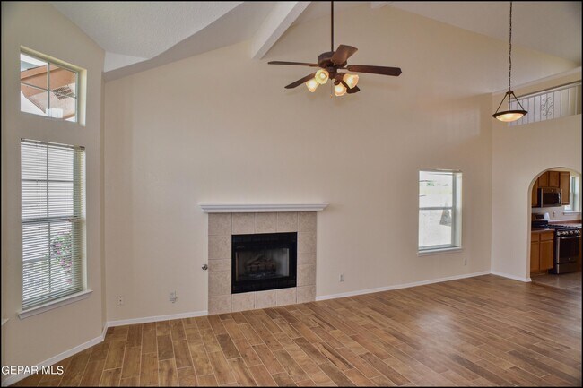Building Photo - 4613 Robert Holt Dr