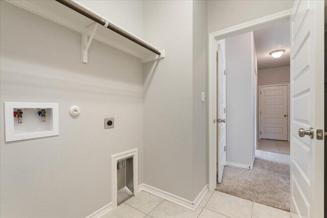 Building Photo - 309 Trellis Blvd