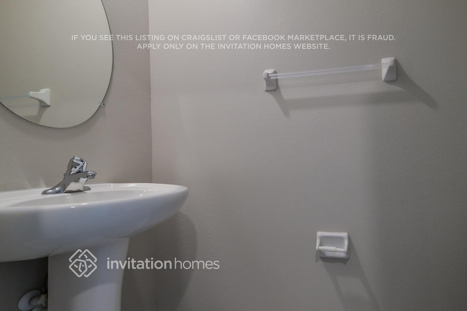 Building Photo - 2184 Jungle Dr