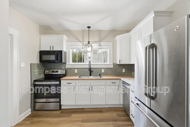 Building Photo - 1602 Branson Ave