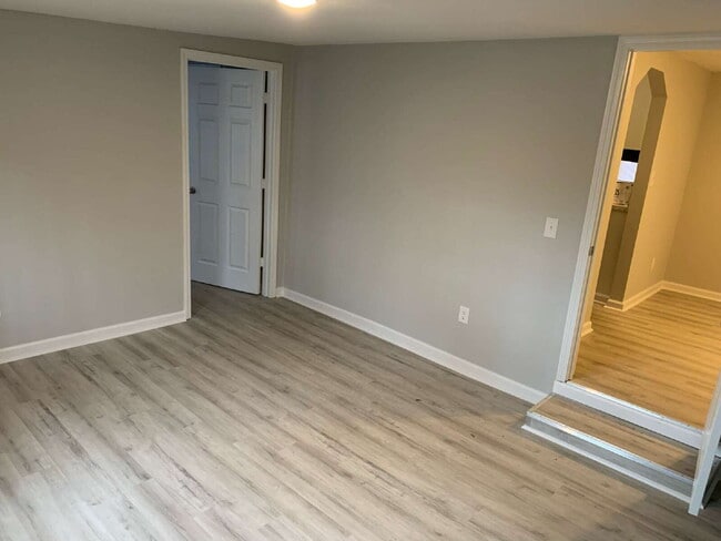 Building Photo - Outstanding 3-Bedroom Home in the Heart of...