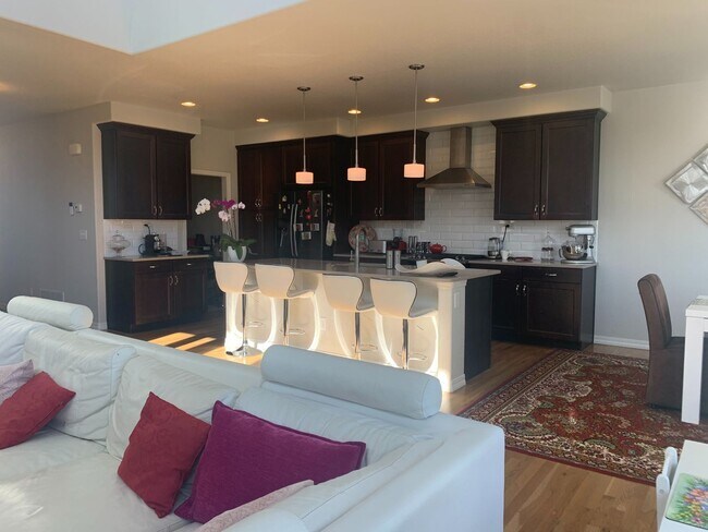 Building Photo - FOUR BED/3 BATH PRAIRIE STYLE HOME WITH GOURMET KITCHEN IN CORDERA NEIGHBORHOOD!