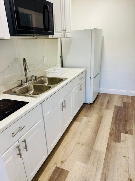 Building Photo - 4432 Perch St