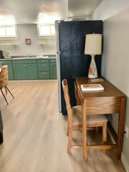 Building Photo - 1008 Princeton Ave