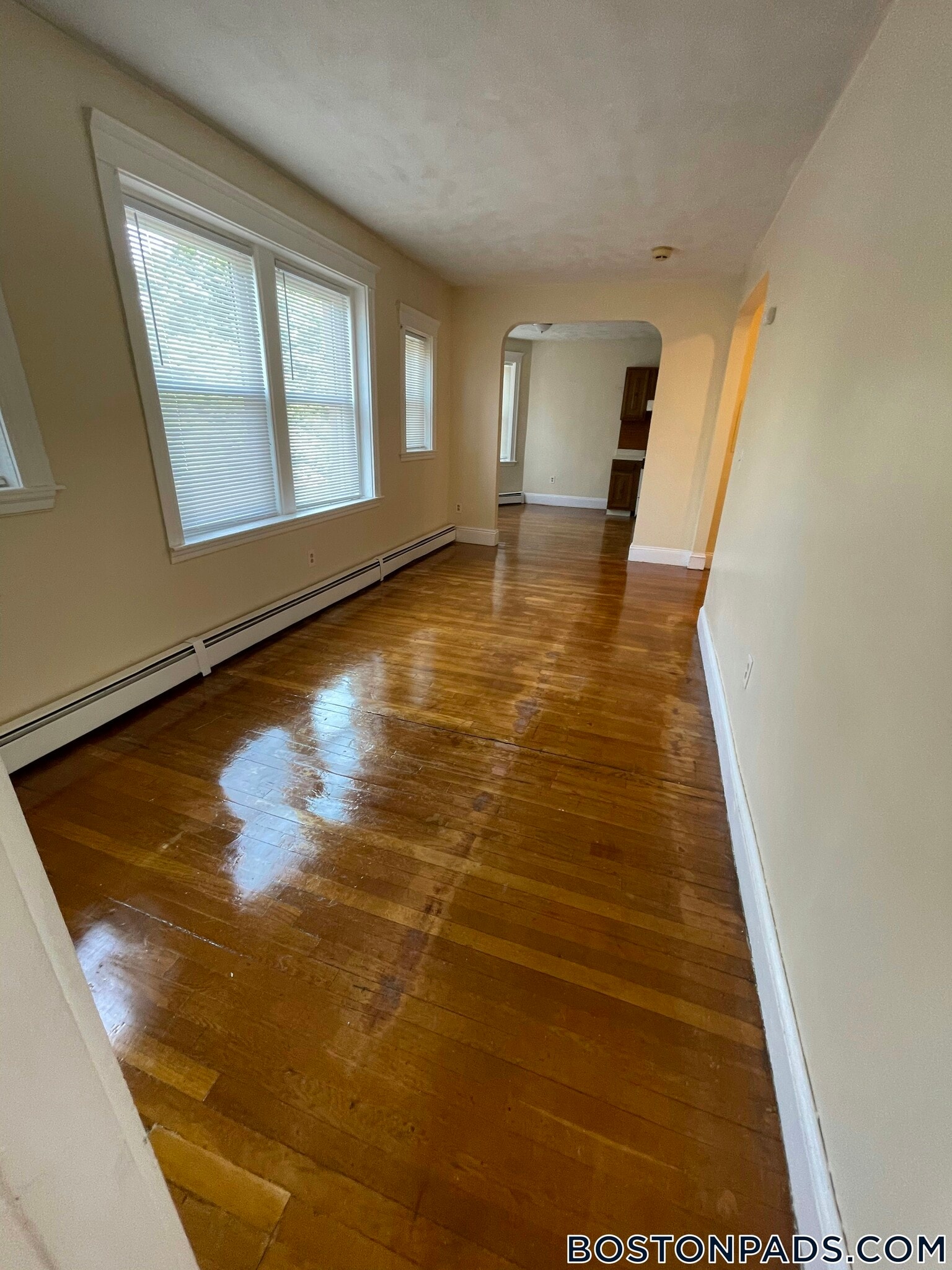 Building Photo - 44 Estes St