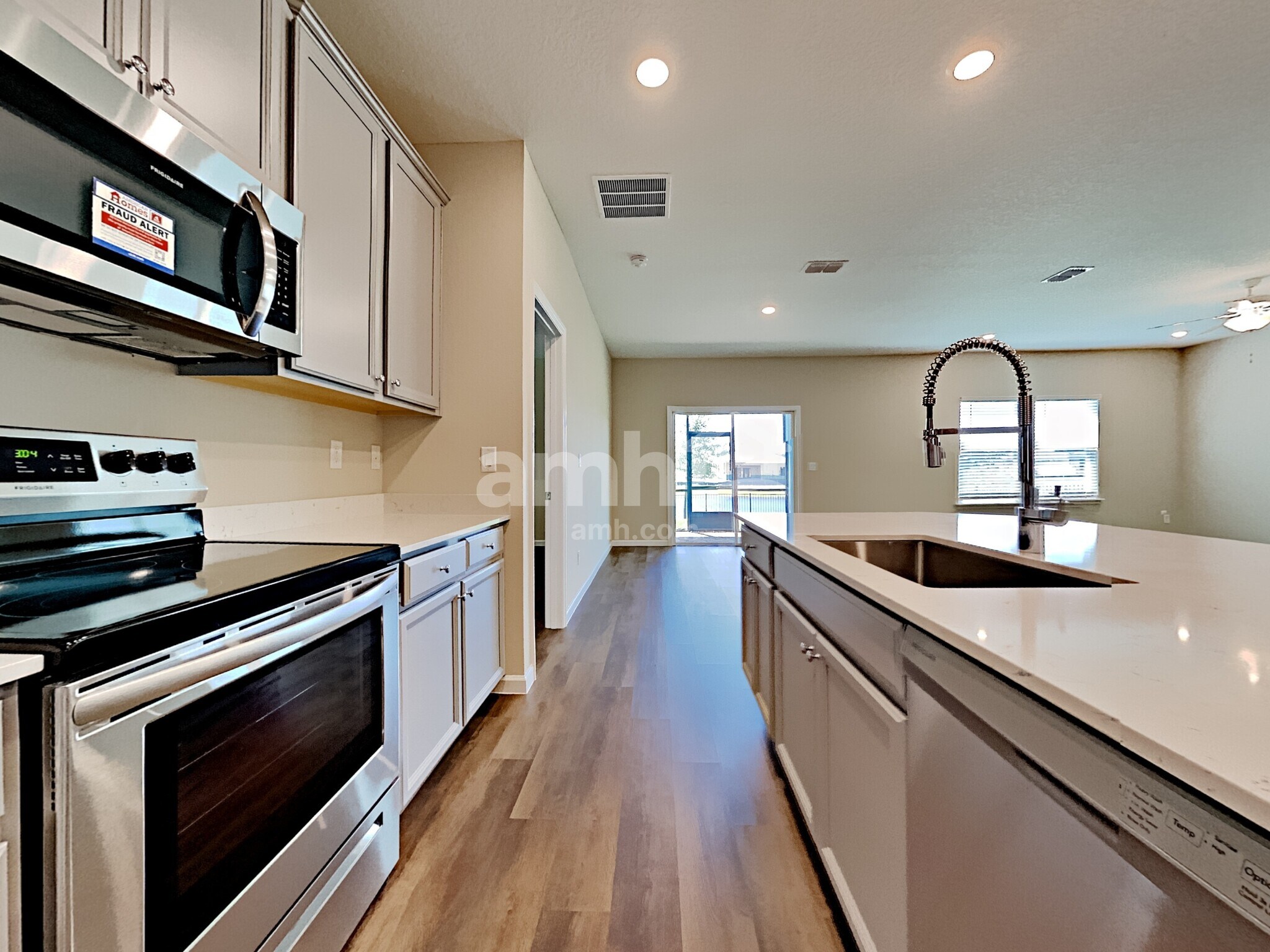 Building Photo - 225 Edge Pk Trl