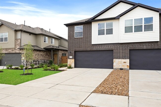 Building Photo - 2752 Sunny Briar Dr