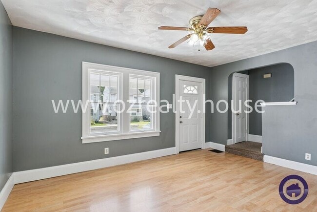 Building Photo - 1728 Loxley Rd