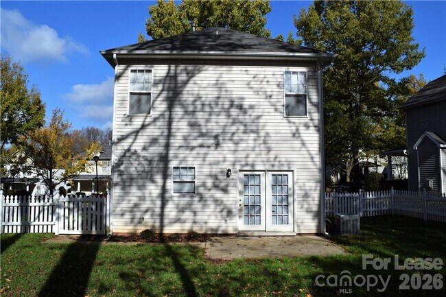 Building Photo - 21345 Aftonshire Dr