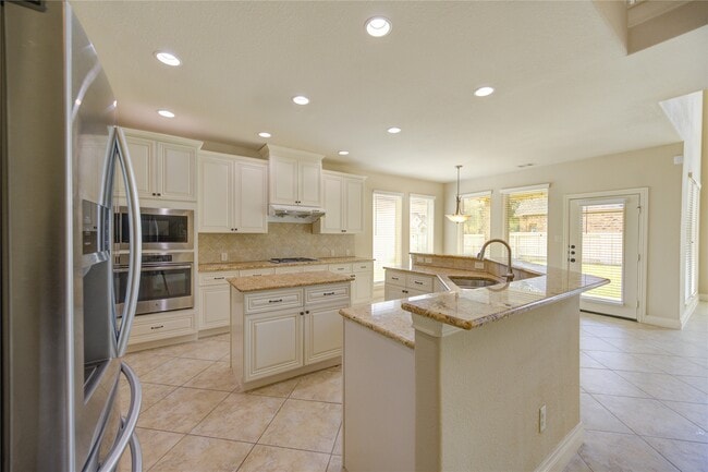 Building Photo - 6730 Sotoria Ln