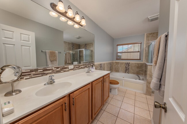 Building Photo - 2192 Fescue Dr