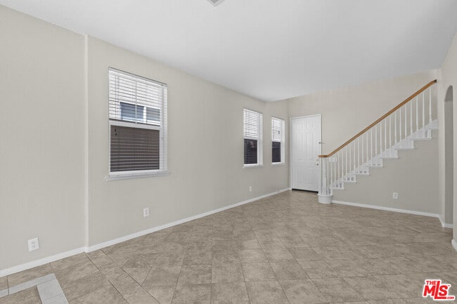 Building Photo - 30319 Cedar Oak Ln