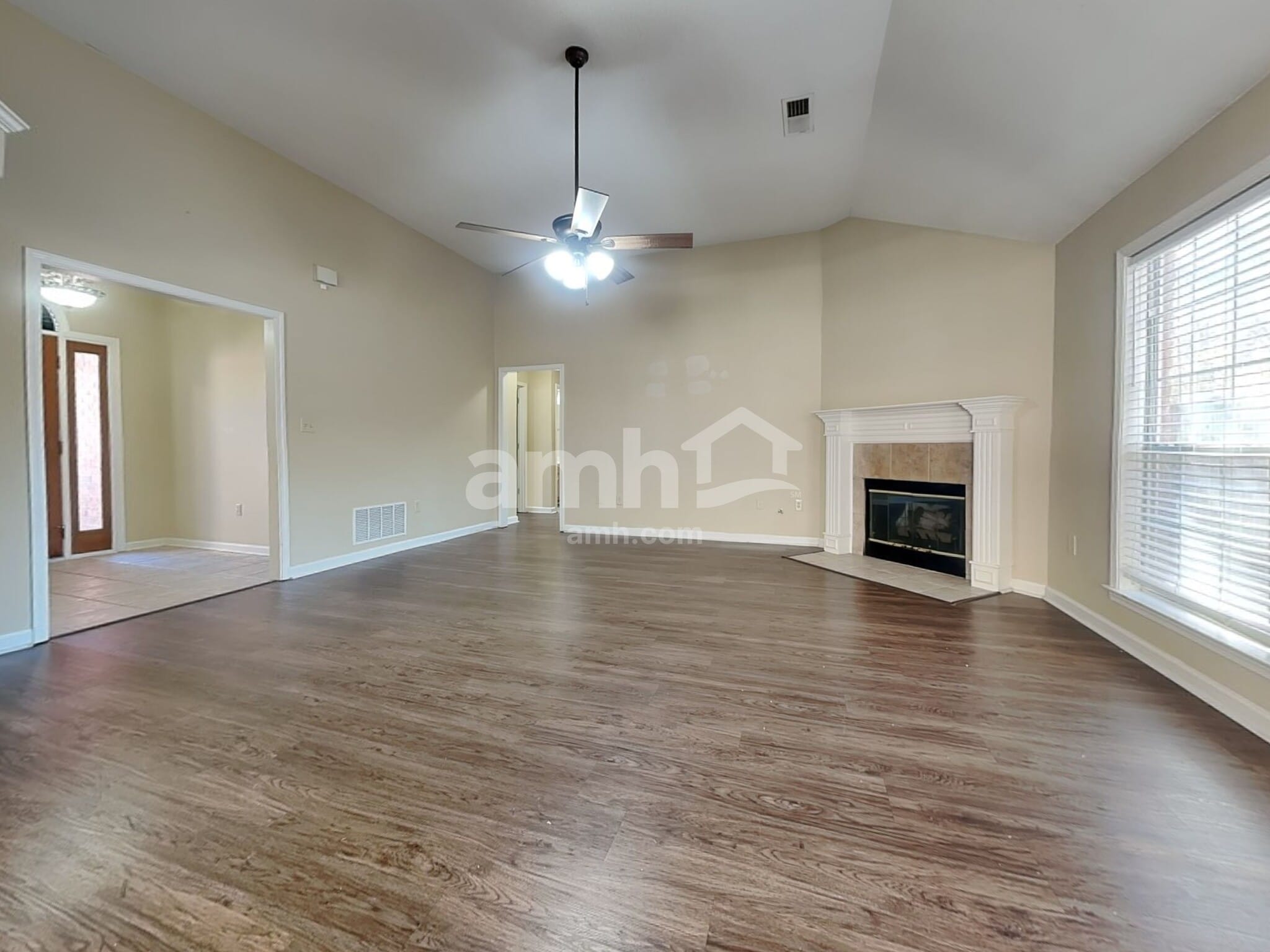 Building Photo - 9357 Bryant Trent Blvd