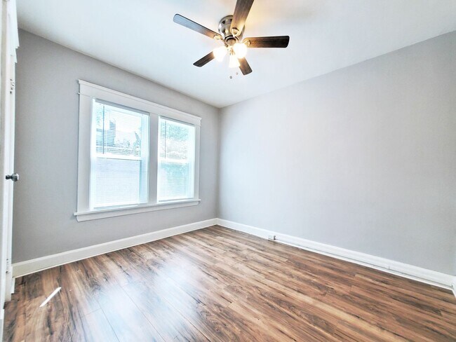 Building Photo - 3447-49 Altamont Avenue