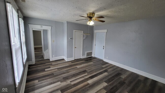 Building Photo - 3617 Brookside Pkwy S Dr