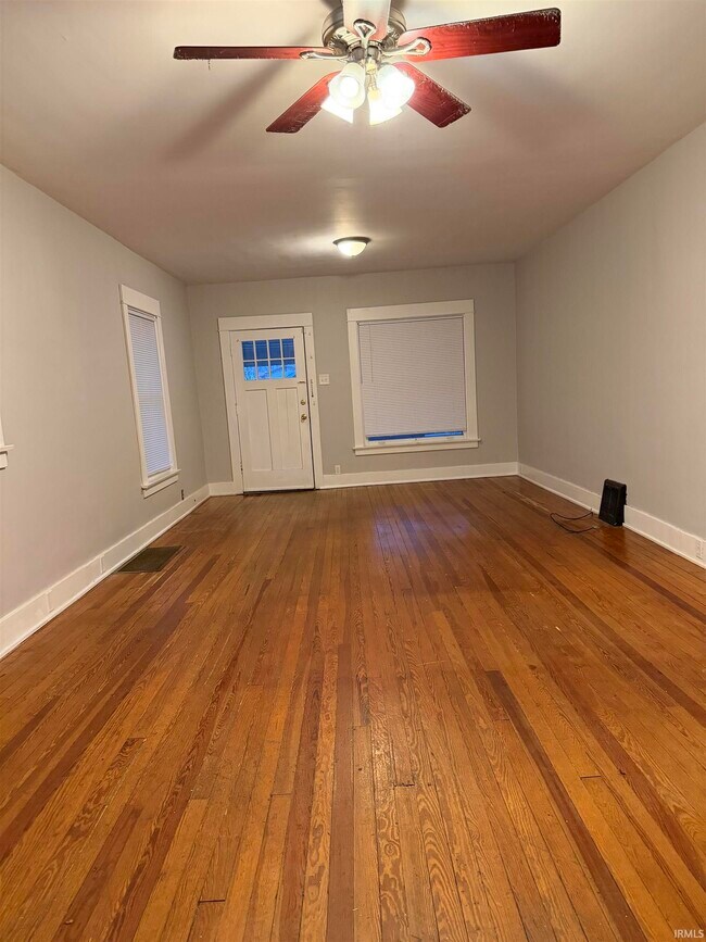 Building Photo - 1704 California Ave