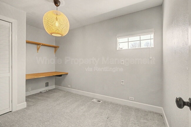 Building Photo - 2646 S Cherokee St