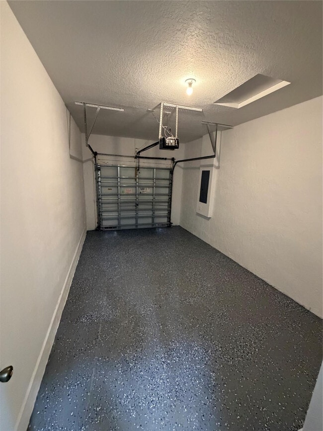 Building Photo - 5473 NW 90th Ave