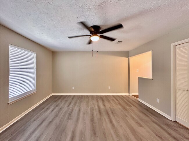 Building Photo - 3439 Aspen Bend Dr