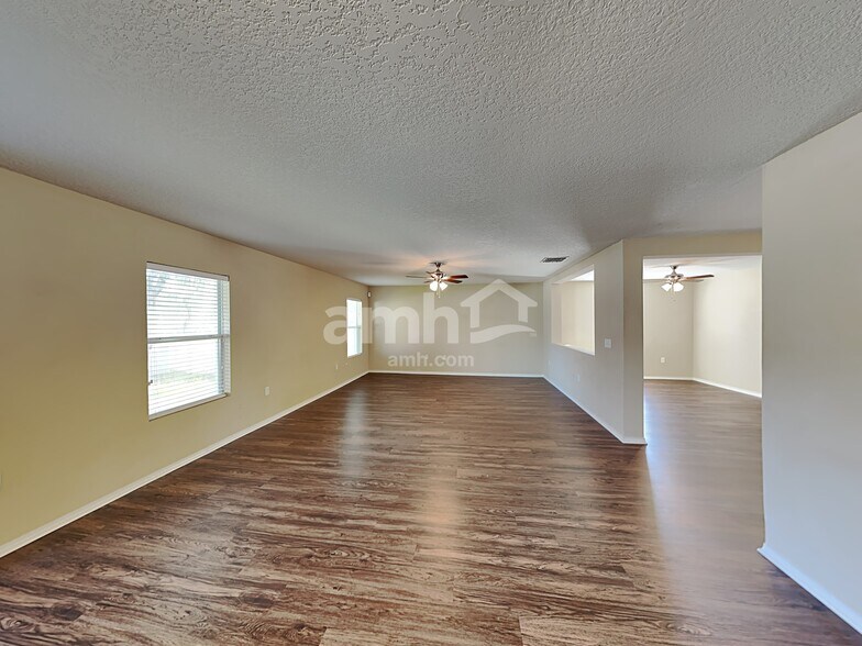 Building Photo - 10920 Pond Pine Dr