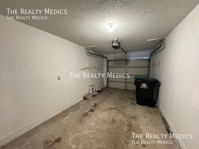 Building Photo - 3117 Bridgeford Dr