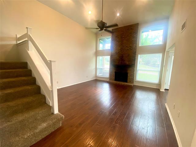 Building Photo - 7b Lakeway Dr