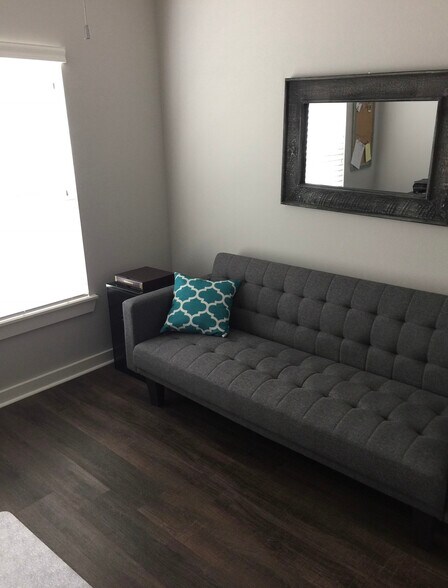 Spare bedroom - 14890 Granada Dr