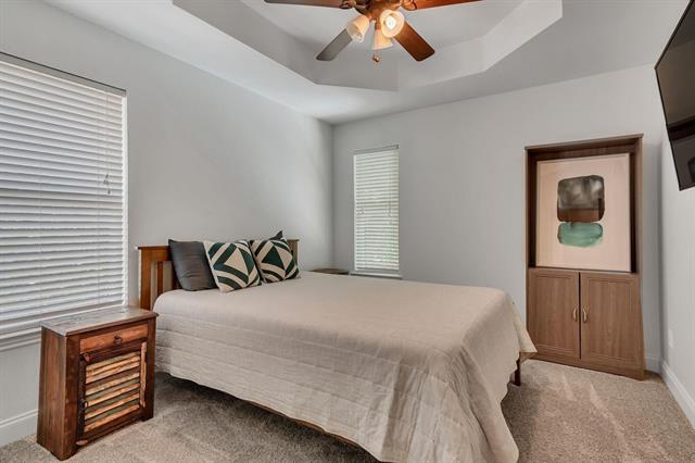 Building Photo - 4215 Green Meadow E