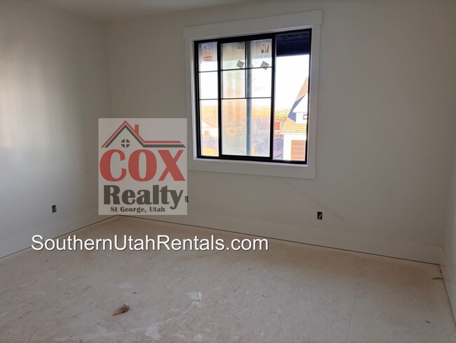 Building Photo - BRAND NEW 5 bed plus office | 3 bath | 3 c...