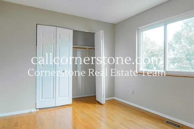 Building Photo - 9224 Amble Ct