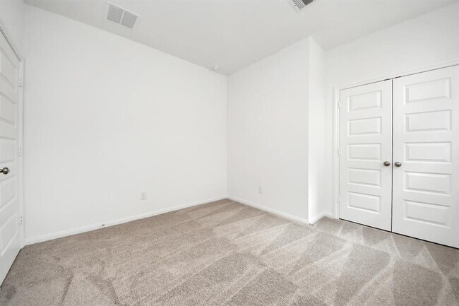 Building Photo - 7314 Blue Gentiana Ln